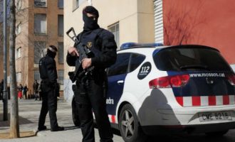 Συνελήφθησαν δύο άτομα στη Ισπανία για σχέσεις με το Ισλαμικό Κράτος