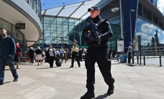 Η βρετανική αστυνομία συνέλαβε έναν ακόμη ύποπτο για το μακελειό στο Μάντσεστερ