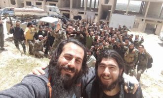 200 Σύροι “Φρουροί” θα μεταφερθούν με ελικόπτερα στην πολιορκημένη Ντέιρ Αλ Ζουρ