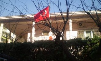 Η Yeni Safak επιβεβαιώνει ότι “εξαφανίστηκε” ζευγάρι Τούρκων διπλωματών στη Θεσσαλονίκη