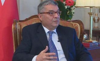 Ο Τούρκος Πρεσβευτής στα Τίρανα αντιμετωπίζει την Αλβανία ως τουρκικό προτεκτοράτο