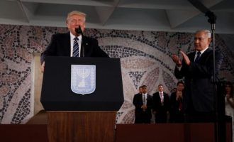 Τραμπ: Ισραηλινοί και Παλαιστίνιοι πρέπει να κάνουν συμβιβασμούς για την ειρήνη