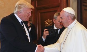 Τι είπαν Τραμπ και Πάπας Φραγκίσκος – 25 λεπτά κράτησε η συνάντηση