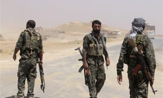 Με εντολή Τραμπ οι ΗΠΑ στέλνουν όπλα στους Κούρδους της Συρίας