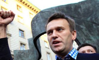 Συνελήφθη για μια ακόμη φορά ο αρχηγός της ρωσικής αντιπολίτευσης Αλεξέι Ναβάλνι