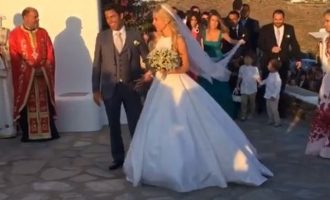 Ο χλιδάτος γάμος της Δούκισσας Νομικού στη Μύκονο (βίντεο)