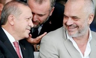 Μεγάλη η χαρά του Ερντογάν που νίκησε ο Ράμα – Στόχος να γίνει η Αλβανία τουρκικό προτεκτοράτο