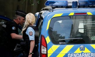 Συναγερμός στη Γαλλία: Βρέθηκε αυτοκίνητο γεμάτο φιάλες υγραερίου κοντά στη Λιόν