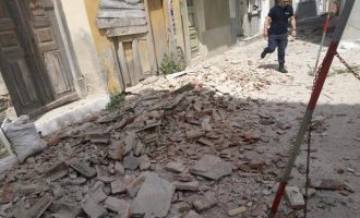 Μυτιλήνη: Μεγάλες ζημιές σε χωριό  από τον ισχυρό σεισμό – Δέκα τραυματίες και μία εγκλωβισμένη (βίντεο)
