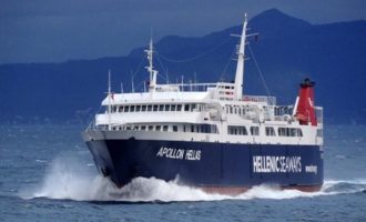 Σύγκρουση πλοίων στο λιμάνι της Αίγινας – Δεν υπάρχουν τραυματίες