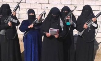 Το Ισλαμικό Κράτος καθαίρεσε την επικεφαλής των γυναικείων μονάδων του και έβαλε στη θέση της Γερμανίδα