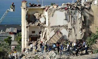 Ιταλία: Δύο νεκροί μετά από κατάρρευση κτιρίου – Έρευνες για 6 αγνοουμένους