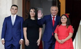 Αυτή είναι η νέα προεδρική οικογένεια της Αλβανίας