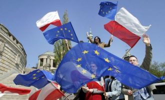 Η Ε.Ε. απειλεί την Πολωνία με στέρηση δικαιώματος ψήφου – Η Ουγγαρία στο πλευρό της Βαρσοβίας