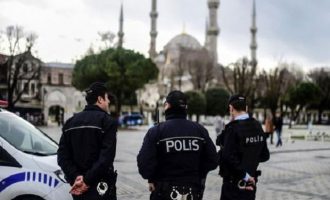 Πάνω από 663 άτομα τέθηκαν υπό κράτηση σε μια εβδομάδα ως Γκιουλενιστές στη Τουρκία