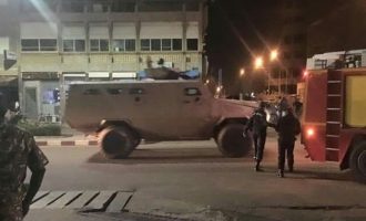 Νεκροί οι τζιχαντιστές δράστες του μακελειού σε τουρκικό εστιατόριο στη Μπουρκίνα Φάσο