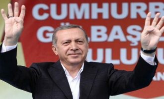 Γενική εκκαθάριση στο κόμμα του ετοιμάζει  ο Ερντογάν – “Καθαρίζει” τους Γκιουλενιστές