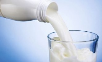“Καμπανάκι” από Reuters: Η Ευρώπη είναι μπροστά σε μια κρίση γάλακτος