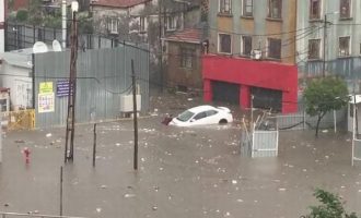 Σφοδρή καταιγίδα “έπνιξε” την Κωνσταντινούπολη (βίντεο)