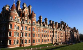 Βρετανικά πανεπιστήμια κατά Μέι για τις συνέπειες του Brexit – Τι ζητούν