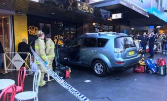 Αυτοκίνητο έπεσε πάνω σε πεζούς στο Σίδνεϊ – Επτά τραυματίες συμπεριλαμβανομένου ενός μωρού