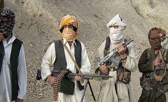 Στρατολόγηση πολιτών στο Αφγανιστάν για να περιφρουρούν τεμένη