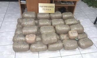 Σπείρα διακινούσε 41 κιλά κάνναβη σε Πειραιά και Σαλαμίνα – Τρεις συλλήψεις