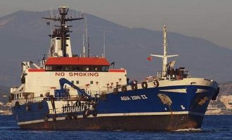 Αποκάλυψη: Δεν είχε πιστοποιητικό αξιοπλοΐας το πλοίο που “μαύρισε” το Σαρωνικό