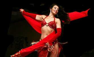 Απαγορεύεται ο δίχως άδεια χορός της κοιλιάς στη Συρία – Συνελήφθησαν δεκάδες χορεύτριες