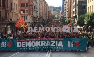 Οι Βάσκοι διαδήλωσαν σε ένδειξη αλληλεγγύης στο δημοψήφισμα ανεξαρτησίας της Καταλονίας