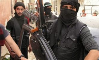 Το Ισλαμικό Κράτος εμφανίστηκε ξαφνικά στη βορειοδυτική Συρία και κατέλαβε 20 χωριά