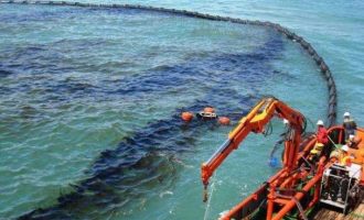 Απίστευτο: Φέρεται να έκλεβε πετρέλαιο το σκάφος απορρύπανσης από το «ΑΓΙΑ ΖΩΝΗ»
