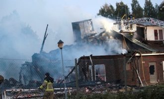 Εμπρησμός σε τζαμί στη Σουηδία – Καταστράφηκε ολοκληρωτικά (φωτο)