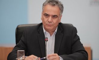 Σκουρλέτης: «Θετική δυναμική» τους επόμενους μήνες για τη συμφωνία Ελλάδας-ΠΓΔΜ