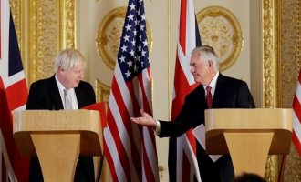 Οι ΗΠΑ στηρίζουν Λονδίνο στην πορεία προς το Brexit