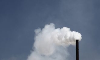 Μειώθηκαν στην Ελλάδα κατά 3% οι εκπομπές διοξειδίου του άνθρακα