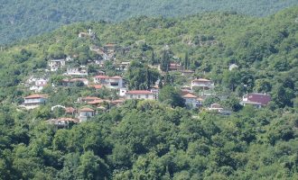 Μαρτυρικά Χωριά και επισήμως, το Αηδονοχώρι Κόνιτσας και ο Καταρράκτης Τζουμέρκων
