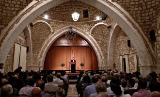 Με πατριωτικό λόγο ο Ανδρουλάκης στο Ρέθυμνο: Τι είπε για το δημογραφικό και τους εξοπλισμούς