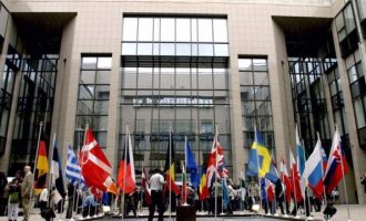 Συναγερμός στο Ευρωπαϊκό Συμβούλιο από αναθυμιάσεις χημικών