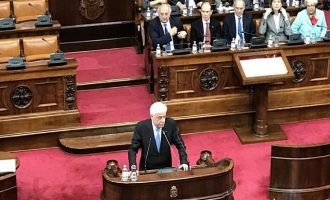 Παυλόπουλος: Η ηγεσία των Σκοπίων θέλει την Ε.Ε. αλλά αμφισβητεί τα ελληνικά σύνορα