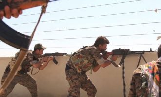 300 ξένοι τζιχαντιστές αποφάσισαν να μείνουν και να πεθάνουν στη Ράκα – Οι Κούρδοι (SDF) επιτίθενται