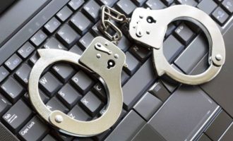 “Σήμα” από ΗΠΑ οδήγησε σε σύλληψη 50χρονου στην Ελλάδα για παιδική πορνογραφία