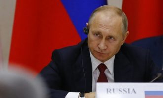 Οι πρώτες δηλώσεις Πούτιν μετά την επανεκλογή του – H μακρά πολιτική του πορεία