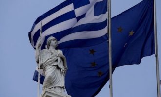 Handelsblatt: H ελληνική κυβέρνηση ξεπερνά και τους δικούς της στόχους