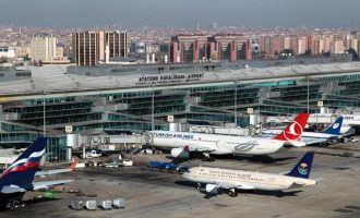 Συναγερμός στο αεροδρόμιο Ατατούρκ της Κωνσταντινούπολης για βόμβα σε αεροπλάνο