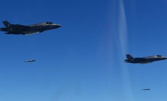 Οι Αμερικανοί στέλνουν τα «αόρατα» για τα ραντάρ F-22 Raptor στη Ν.Κορέα