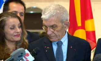 Ο φιλελέ “χωριατοαστός” Μπουτάρης αποκάλεσε τα Σκόπια… “Μακεδονία” και παριστάνει και το μαγκάκι (βίντεο)