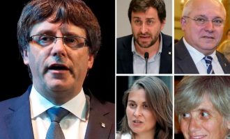 Ο Καταλανός ηγέτης Πουτζδεμόν και τέσσερις υπουργοί του παραδόθηκαν στη βελγική Αστυνομία