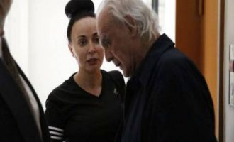 Πώς αντέδρασε ο Άκης Τσοχατζόπουλος όταν άκουσε πως η Βίκυ Σταμάτη ζήτησε διαζύγιο