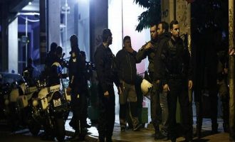 Ποια οργάνωση “βλέπει” η αστυνομία πίσω από το χτύπημα στο ΠΑΣΟΚ